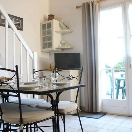 T1 Bis Avec Mezzanine, Terrasse Et Piscine A - Fr-1-246c-18 Apartment *