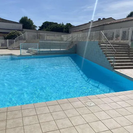 T1 Bis Avec Mezzanine, Terrasse Et Piscine A - Fr-1-246c-18